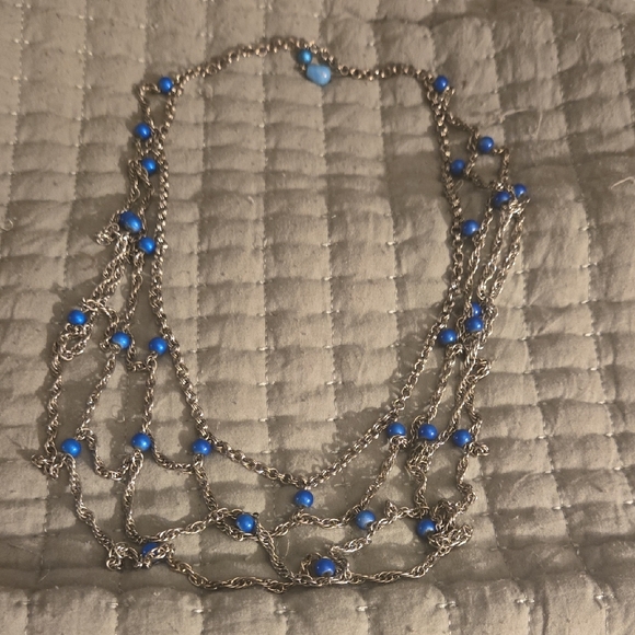 Jewelry - Elegant Silver and Blue Beaded Necklace